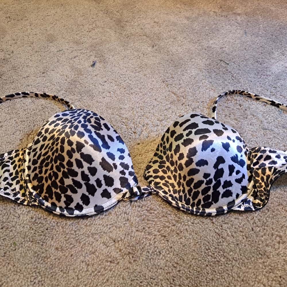 Lily of France 36C Leopard Print Bra